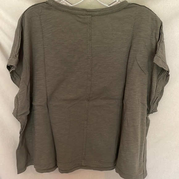 NWT we the free - Picture 3 of 3